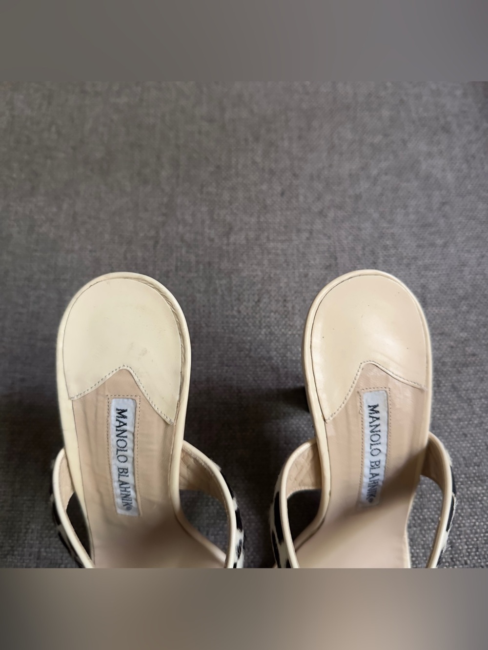 Vintage Manolo Blahnik pony hair & patent leather Dalmatian heels - Picture 7 of 9
